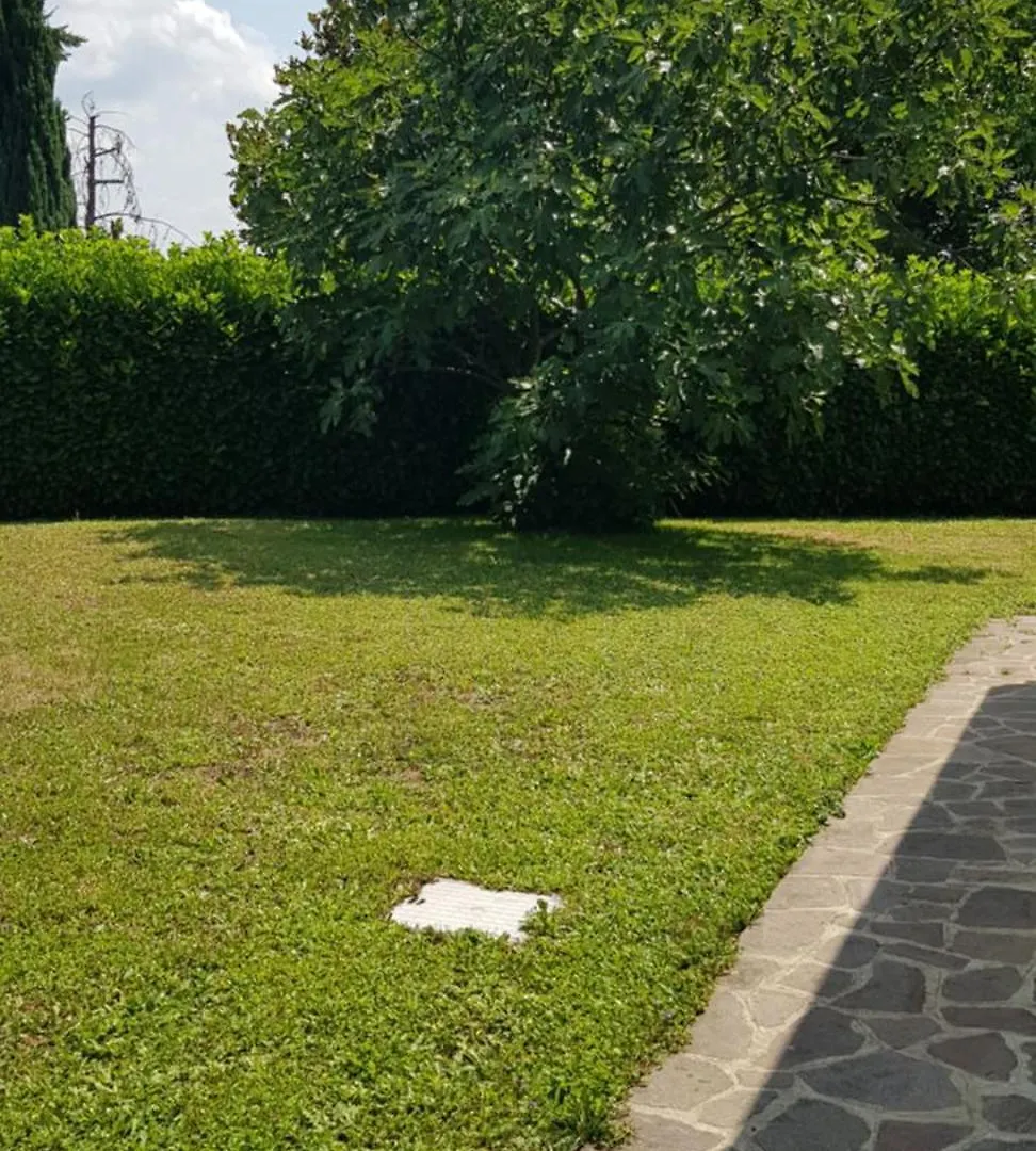 Appartamento Con Giardino Vicino Como E Milano Guanzate Lägenhet